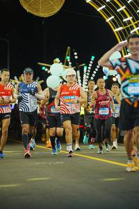 BIB: 40087, 20087, 14312
                            <button type="button" onclick="openModal(22814301)" class="btn btn-primary btn-sm float-right btn-popup" data-toggle="modal" data-target=".modal-high-quality">
                        <i class="fas fa-shopping-cart"></i> Add to Cart
                    </button>
                                            <button type="button" onclick="isThisMe(22814301, true)" class="btn btn-success btn-sm float-right btn-popup btn-isme hidden" data-toggle="tooltip" data-placement="bottom" title="นี่คือรูปของคุณใช่ไหม คลิกที่นี่เพื่อเอาเข้าอัลบั้ม">
                        <i class="fas fa-plus"></i> Add to album
                    </button>
                    <button type="button" onclick="isThisMe(22814301, false)" class="btn btn-warning btn-sm float-right btn-popup btn-isnotme hidden">
                        <i class="fas fa-ban"></i> Remove from album
                    </button>